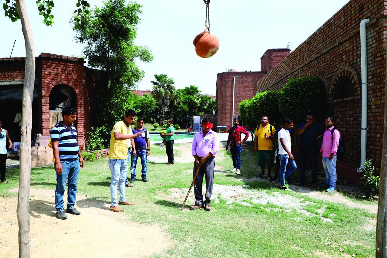 Magsons Resorts Vrindavan Kosi Buitenkant foto